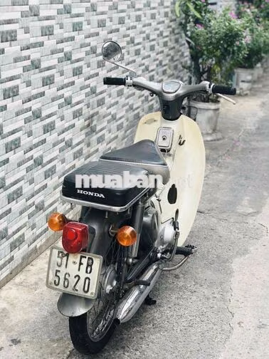 Honda Cub cánh én 50cc . Bstp 9 chủ