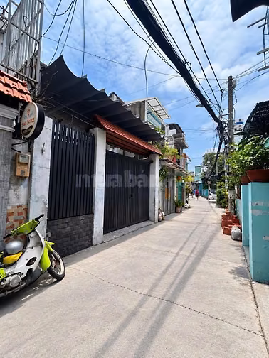 Nhà hẻm xe hơi Quang Trung, 5mx20m, lầu, 3PN, 3WC, sân rộng để xe hơi
