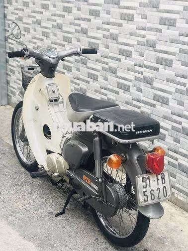 Honda Cub cánh én 50cc . Bstp 9 chủ