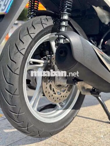 SH 150 ABS 2022 Trắng bạc đen 9.000km bstp