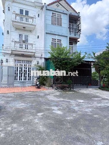 Bán nhà Hẻm Ô tô 1422/38 Huỳnh Tấn Phát, Quận 7 - Giá 8.35 tỷ
