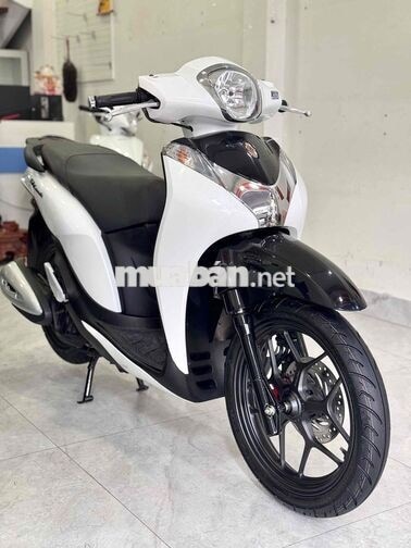 SH Mode Trắng Đen Sporty
