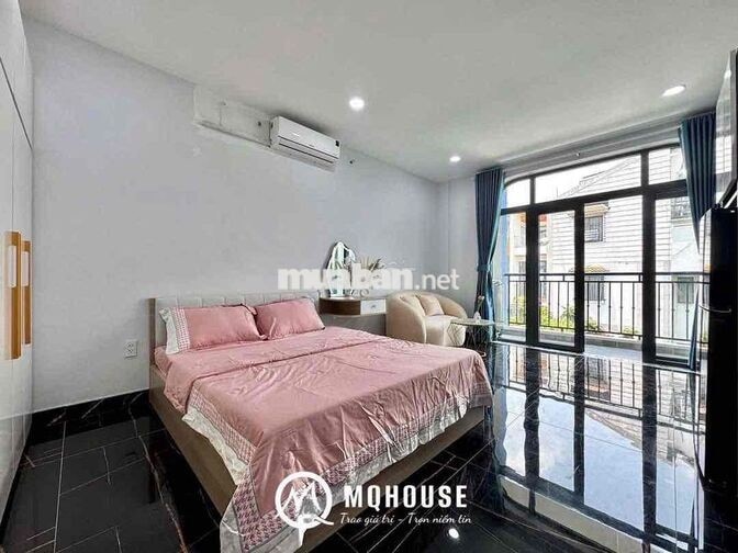 💰CHDV ban công NỘI THẤT CƠ BẢN tại HỒNG BÀNG trống sẵn CHÍNH CHỦ