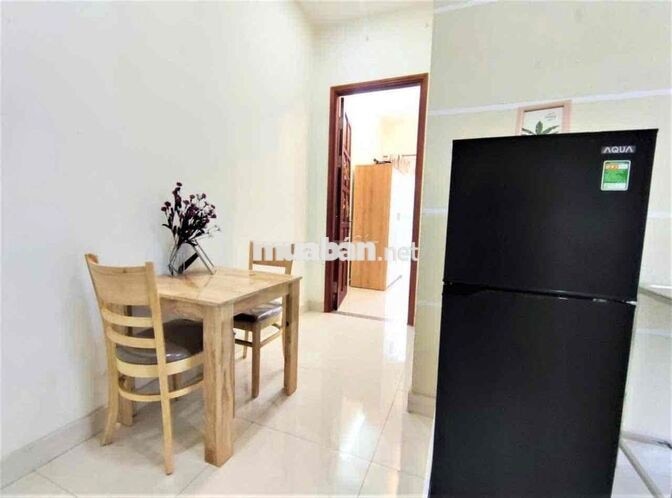 🔥Etown Cộng Hoà - Căn Hộ 1 Phòng Ngủ Tách Bếp 2 Bancol Thang Máy Mới