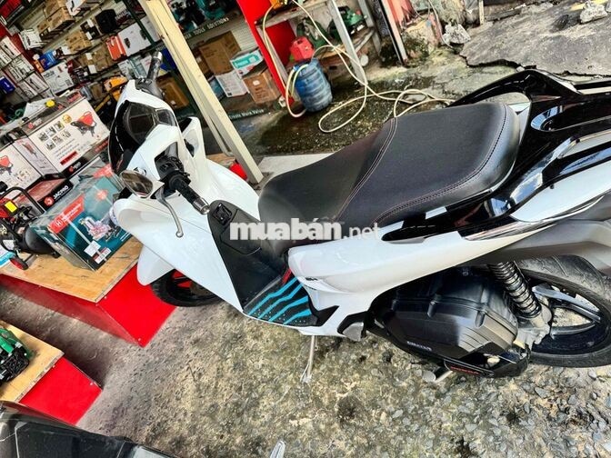Honda SH Trắng