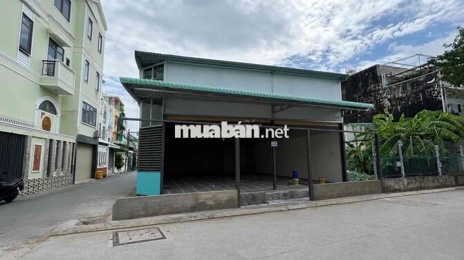 CHO THUÊ MB 9x17m GÓC 2 MẶT TIỀN GẦN CHỢ