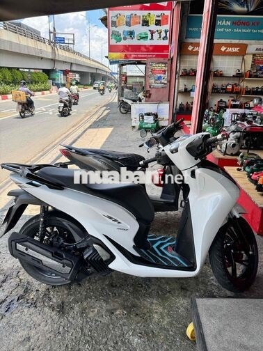 Honda SH Trắng