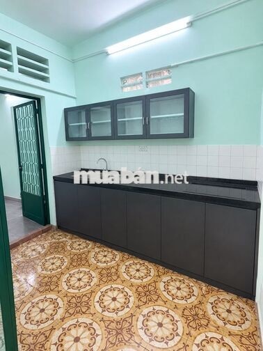 Cho thuê nhà HX tải Yên Thế 6x8m 1 lầu giá 11 triệu 