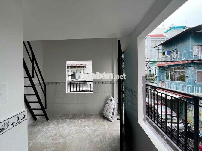 CHÍNH CHỦ CHO THUÊ PHÒNG GÁC MỚI XÂY - AN NINH CAO CÓ BAN CÔNG THOÁNG
