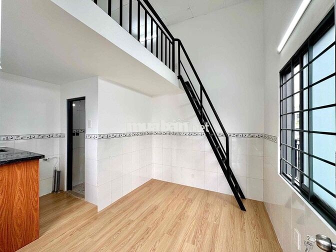 Phòng trọ mới xây 26m2 gác lửng ngay chợ Tân Hương, 3tr9