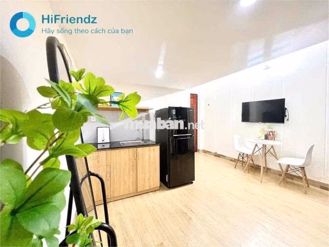 CHỈ TÍNH ĐIỆN NƯỚC, BAN CÔNG FULL NỘI THẤT, GẦN NGÃ TƯ BỐN XÃ,  AEON