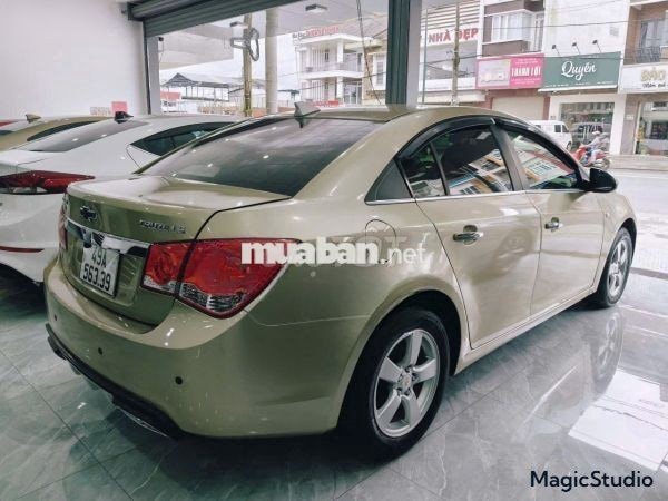 Chevrolet Cruze LS 2011 Vàng cát