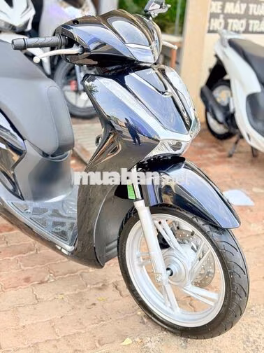 SH 2024 MÀU ĐEN BÓNG BỎ MẪU HOT