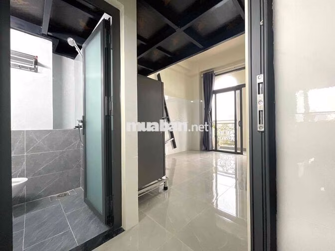 DUPLEX BAN CÔNG FULL NỘI THẤT CÁCH VLU 10P TẠI VƯỜN LÀI
