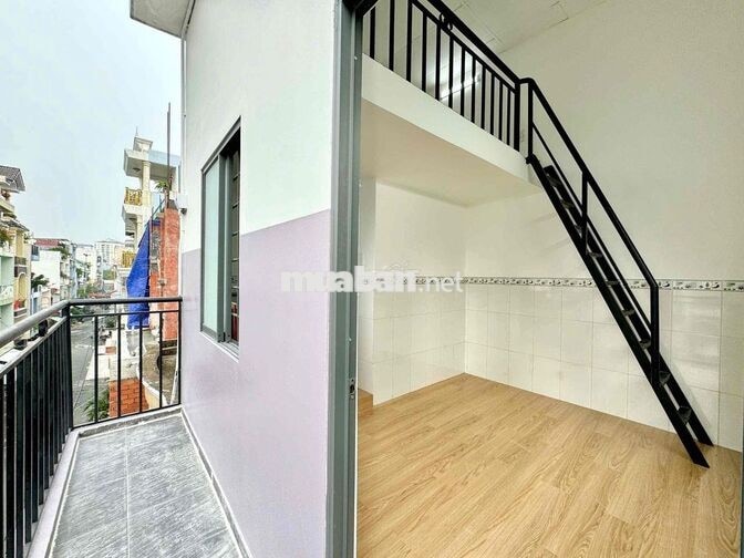 Phòng trọ mới xây 26m2 gác lửng ngay chợ Tân Hương, 3tr9