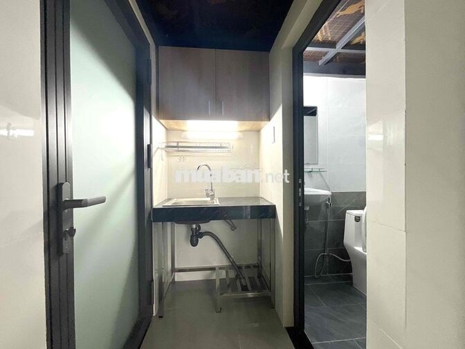 DUPLEX BAN CÔNG FULL NỘI THẤT CÁCH VLU 10P TẠI VƯỜN LÀI