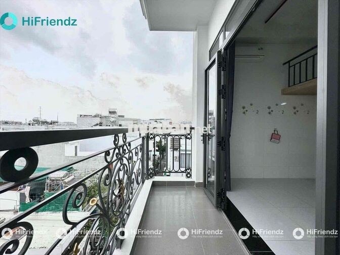Cho Thue Căn Hộ Mới Xây Giá Rẻ Có Ban Công Mới 100% Ngay VLU , IUH