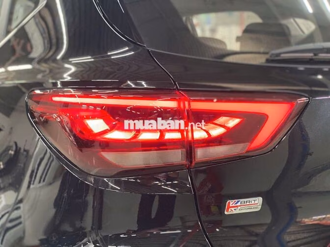 MG ZS STD 5 chỗ Đen SUV