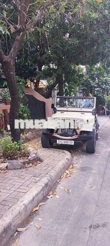 Jeep Xe địa hình màu Kem