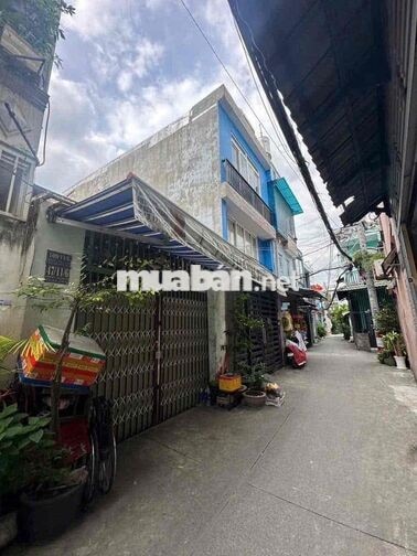 nhà thống nhất p16 hẻm xe hơi 2 tầng