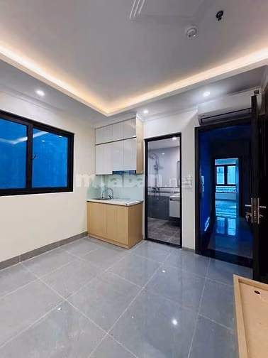 BÁN NHÀ 6T THANG MÁY VỊ TRÍ ĐẸP SÁT MẶT PHỐ TRONG NGÕ TÔN ĐỨC THẮNG - 