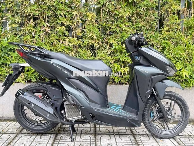 Vario 150 ( nợ xấu trả trước 18t nhận xe ngay)
