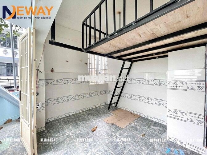 PHÒNG BAN CÔNG LỚN SIÊU THOÁNG MÁT, MỚI XÂY, GÁC CAO, QUA VĂN HIẾN 8P