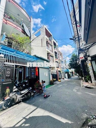 NHÀ PHỐ THIẾT KẾ RIÊNG - Ô TÔ VÀO NHÀ - HẺM NHỰA 6mM