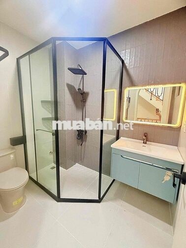 NHÀ PHỐ THIẾT KẾ RIÊNG - Ô TÔ VÀO NHÀ - HẺM NHỰA 6mM