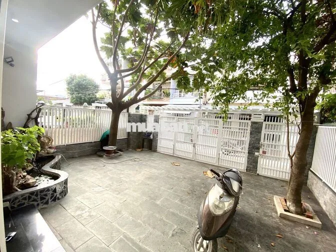 CHO THUÊ NHÀ CÓ SÂN VƯỜN - 6 PHÒNG NGỦ
