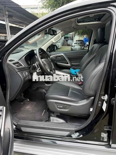 Mitsubishi Pajero Sport 2021 Đen 7 chỗ Tự động