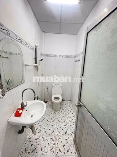 Nhà 2 phòng có nội thất KDC Đối Diện BV Nhi Đồng