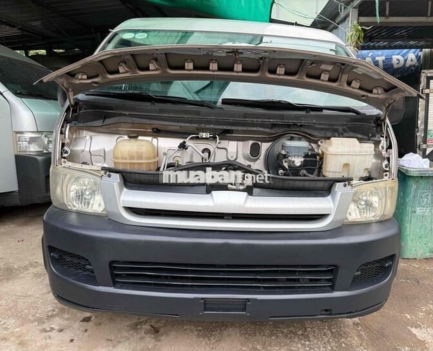 Toyota Hiace máy dầu cải tạo tải Van, bao sang tên