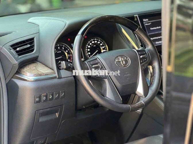 Toyota Alphard Executive Lounge Model 2020