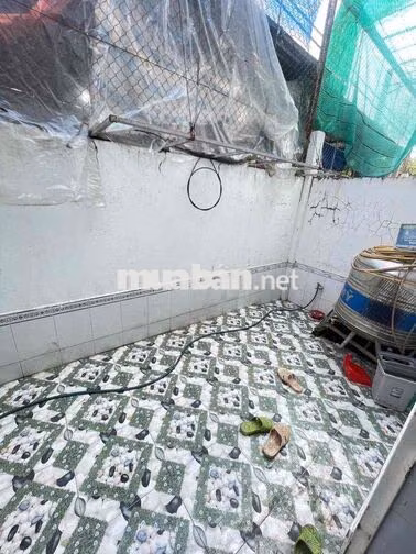Nhà 2 phòng có nội thất KDC Đối Diện BV Nhi Đồng
