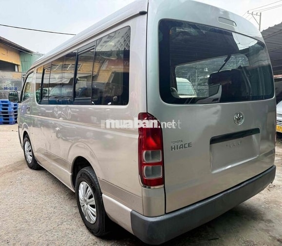 Toyota Hiace máy dầu cải tạo tải Van, bao sang tên
