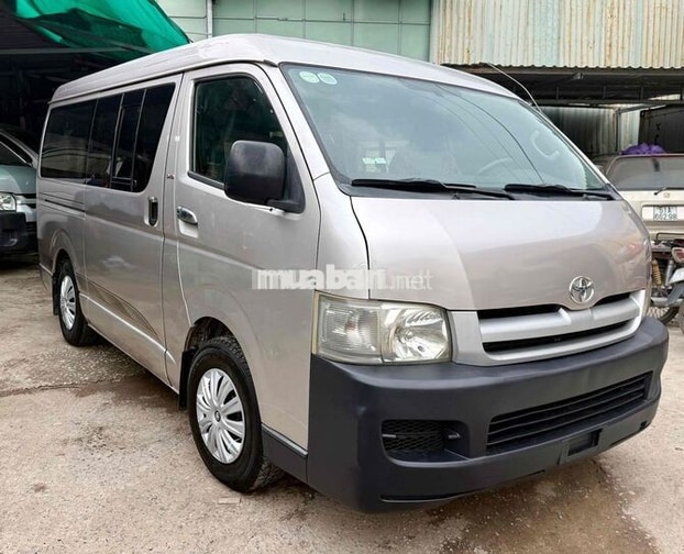 Toyota Hiace máy dầu cải tạo tải Van, bao sang tên