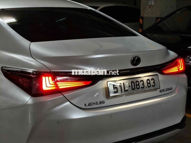 Lexus ES250 2018 Trắng nâu cực đẹp