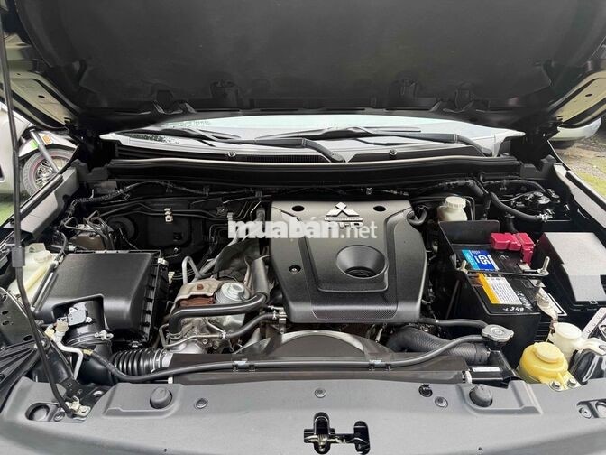 Mitsubishi Pajero Sport 2021 Đen 7 chỗ Tự động