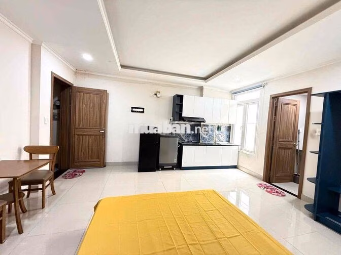 Phòng 35m2_ Studio cửa sổ lớn_205QL13( Cắt Xô Viết- Nguyễn Xí)
