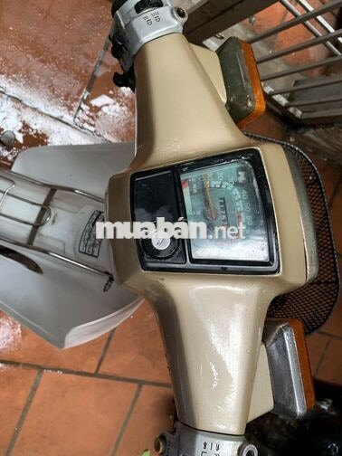 Honda Super Cub 8290 Vàng be Nhật