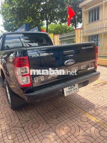 Ford Ranger 2021 Số sàn Thái Lan Đen