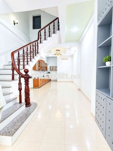 🌈 Nhà Thơm !! Hẻm 8m Thông ĐỘC LẬP, 4 x 17m, 3,5 Tấm, 4 Phòng Ngủ,3 wc