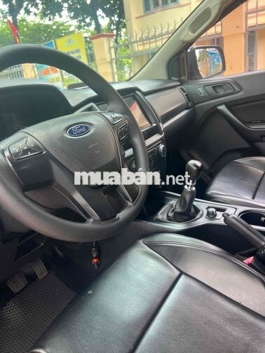 Ford Ranger 2021 Số sàn Thái Lan Đen