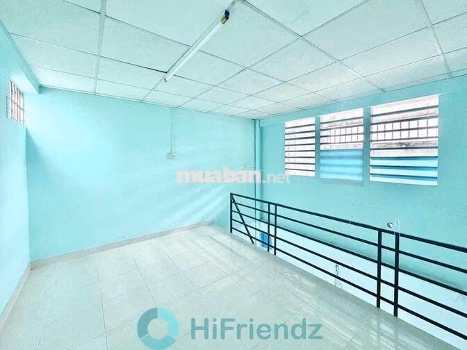 CHO THUÊ PHÒNG RỘNG 45M2 GÁC CAO 2M GẦN ĐẠI HỌC CÔNG THƯƠNG AEON TP