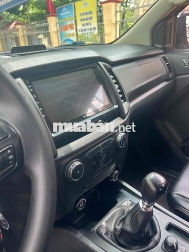 Ford Ranger 2021 Số sàn Thái Lan Đen