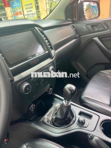Ford Ranger 2021 Số sàn Thái Lan Đen