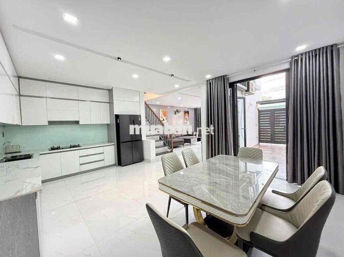 CHO THUÊ NHÀ XÂY MỚI HẺM 473 Y MOAN
