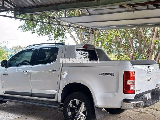 Chevrolet Colorado Highcountry LTX 2 cầu Trắng