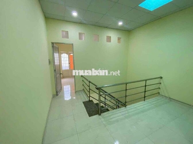 nhà 1 lầu 3pn2wc đ48 còn mới đẹp